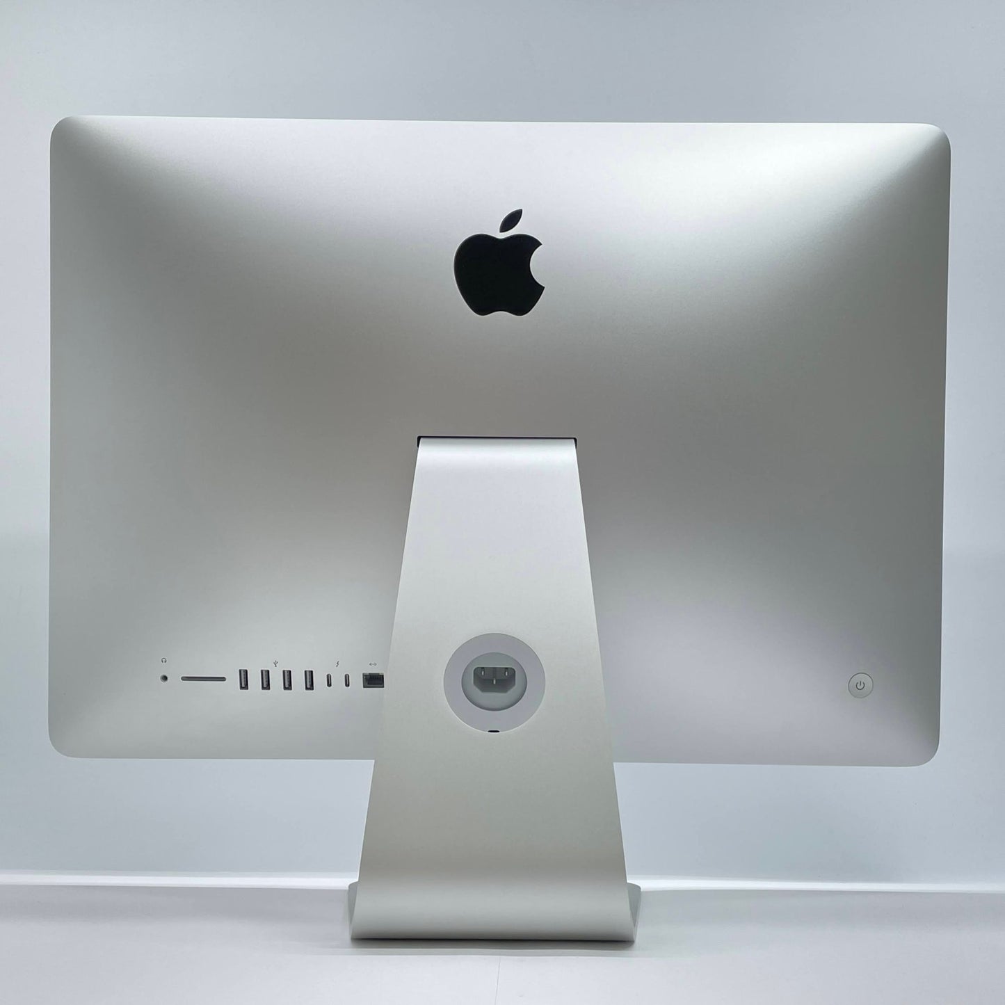 Apple iMac Retina 4K 21.5インチ 2019 3.6GHz クアッドコア i3 Radeon Pro 555X 8GB SSD 256GB【C7267-140】