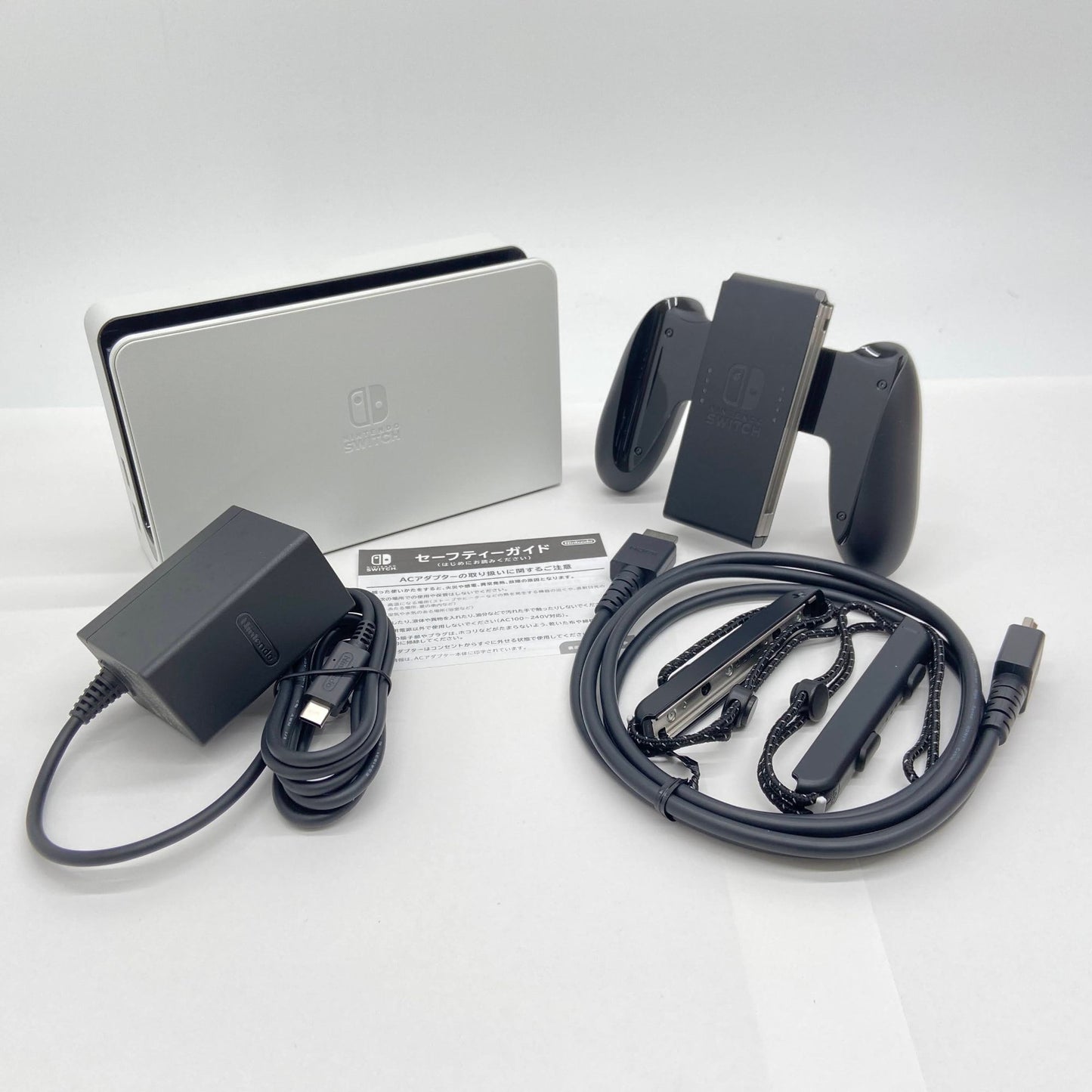 美品 Nintendo Switch 有機ELモデル 2021 [Joy-Con(L)/(R)ホワイト]  HEG-S-KAAAA 付属品完備【C6486-80】