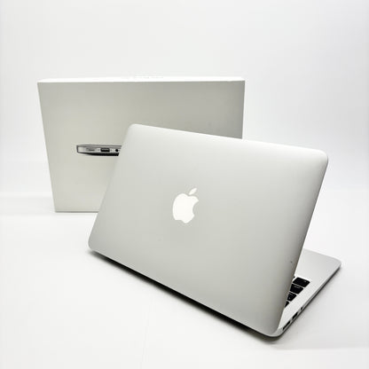 MacBook Air 2015 11インチ Core i5 4GB SSD 128GB US配列  付属品完備【C8648-80】
