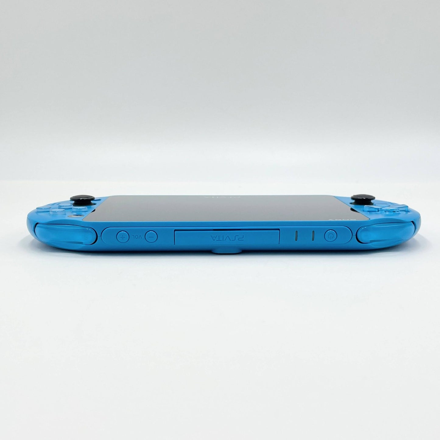 美品 SONY PS Vita PCH-2000 アクアブルー 付属品完備 (パワフルプロ野球2014・純正8GBメモリーカード付き)【C7059-60】
