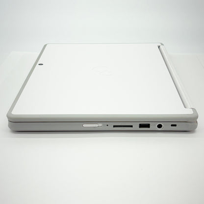 LIFEBOOK LH35/C2 FMVL35C2W Celeron 3865U 4GB SSD 128GB バッテリー最大容量83%【C5597-80】