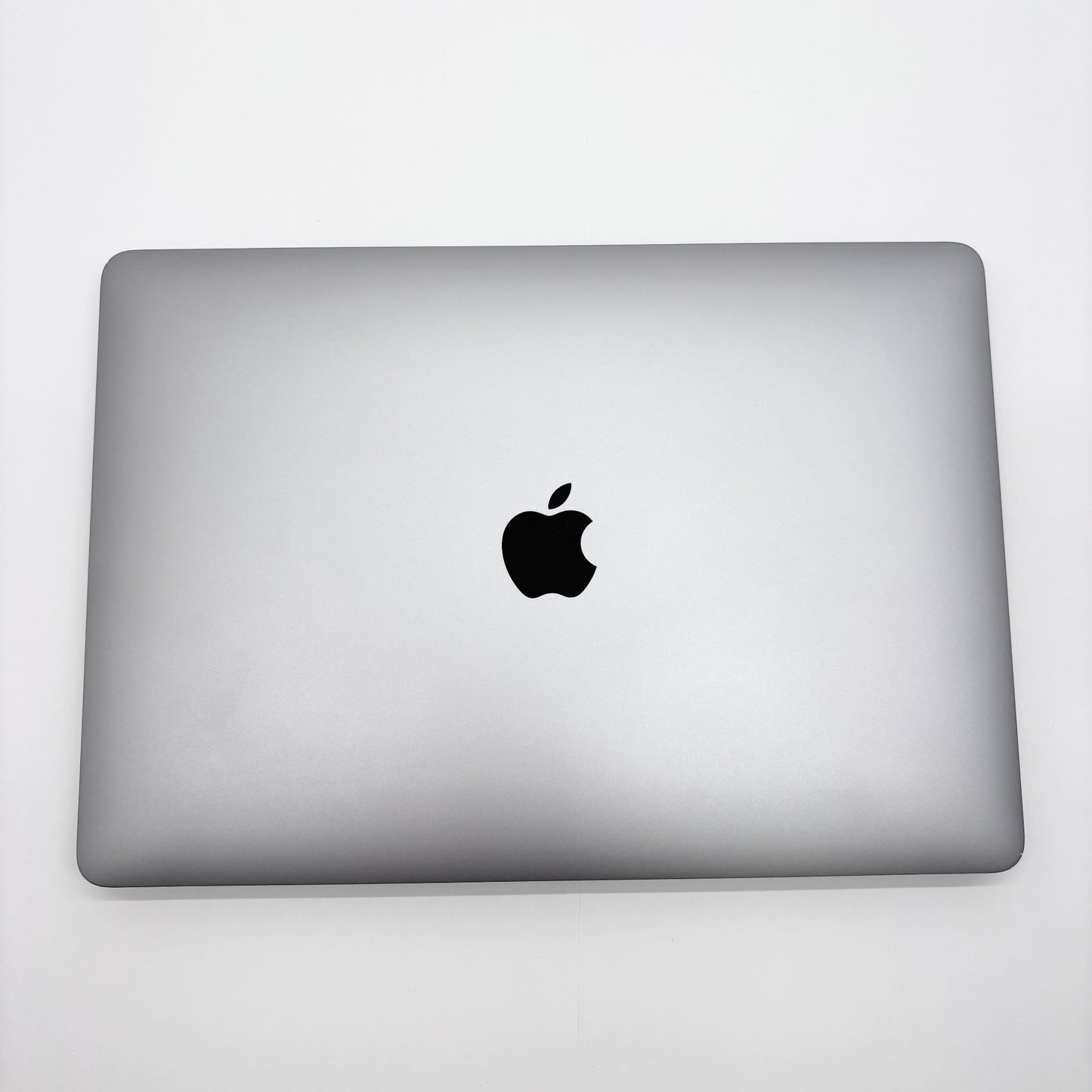 MacBook Air M1 2020 8コアCPU 7コアGPU 8GB 256GB MGN63J/A バッテリー最大容量93% 【C8290-80】
