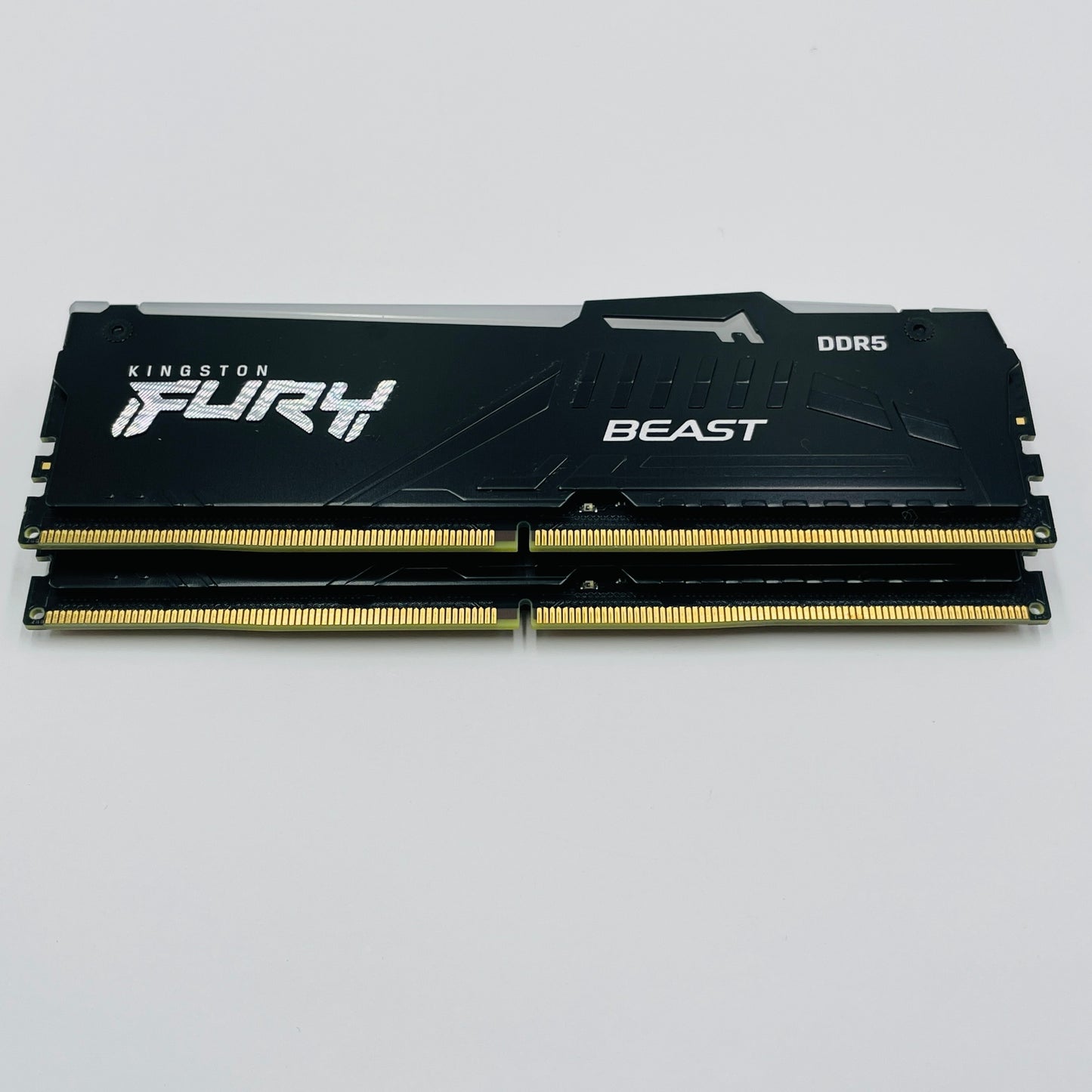 キングストンテクノロジー Kingston FURY デスクトップPC用メモリ DDR5 AM5 AMD EXPO認定 6000MT/秒 16GB×2枚 Kingston FURY Beast ビースト RGB AM5 CL36 KF560C36BBEAK2-32 【C4687-N】