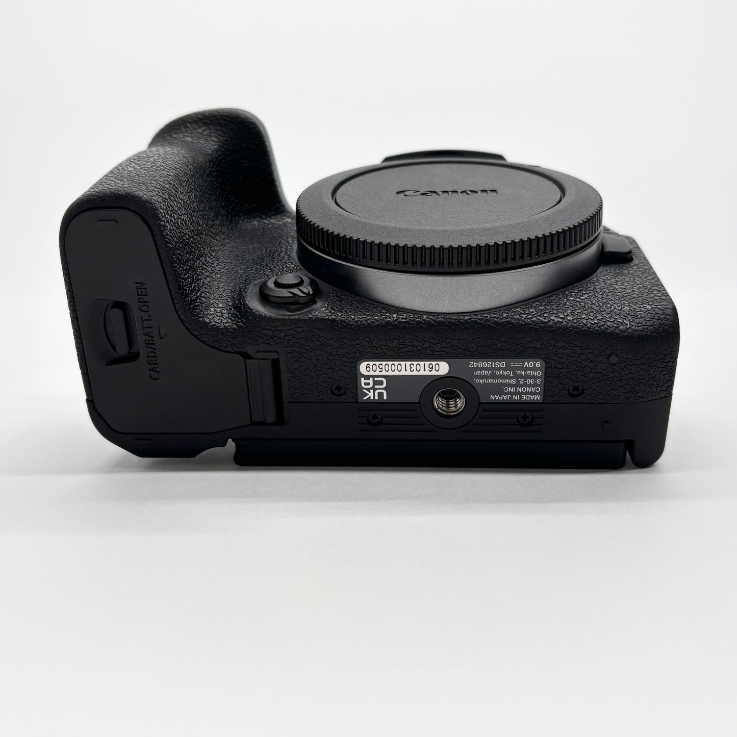 美品 Canon EOS R10 RF-S18-150 F3.5-6.3 IS STM レンズキット 付属品完備【C6228-80】