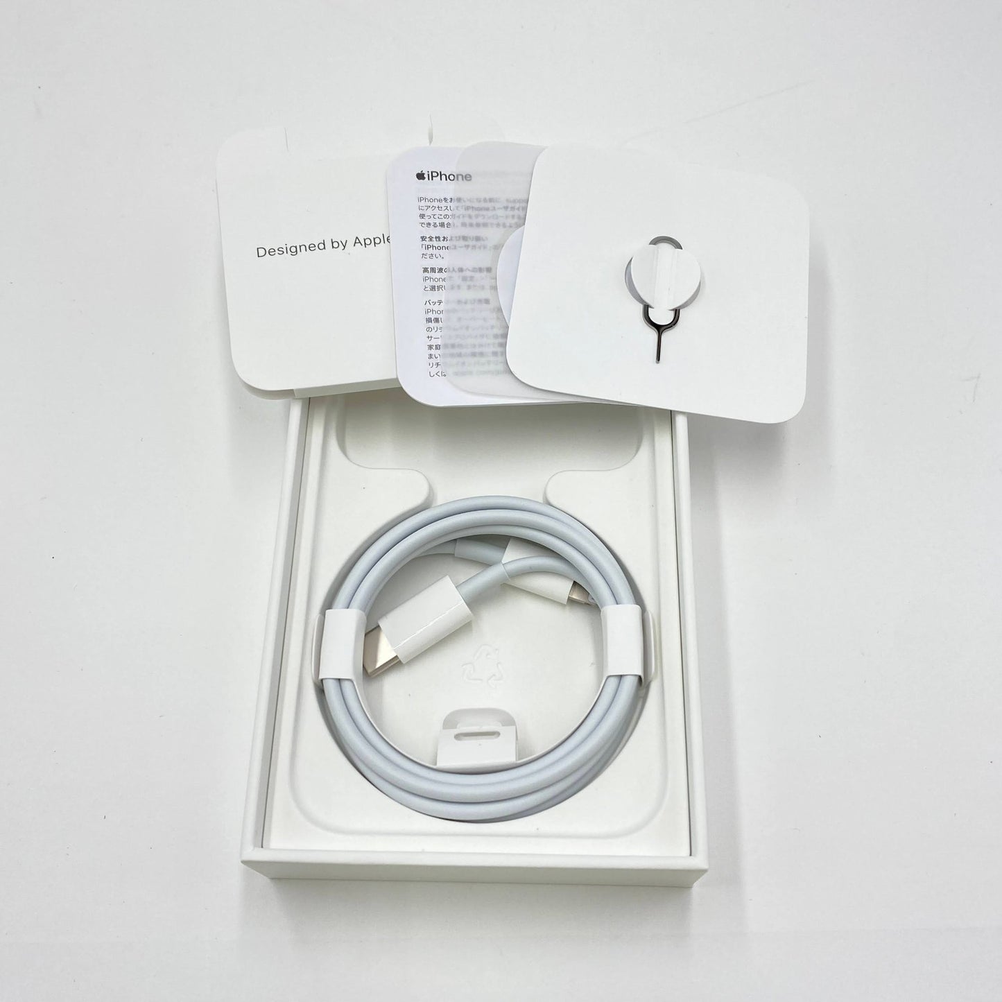 Apple iPhone 13 mini 128GB SIMフリー MLJE3J/A スターライト バッテリー最大容量82% 【C5231-C】