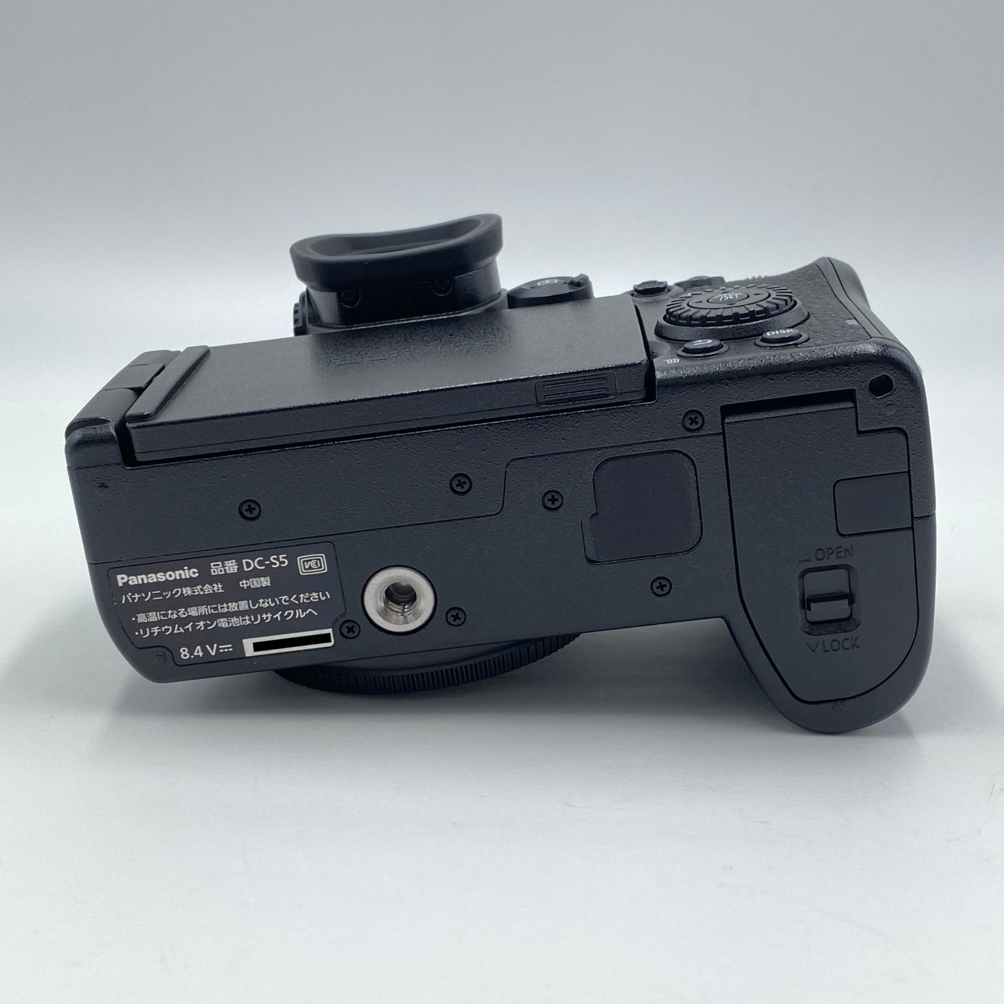 美品 パナソニック Panasonic LUMIX S5 DC-S5 ボディミラーレス一眼 【C4703-60】