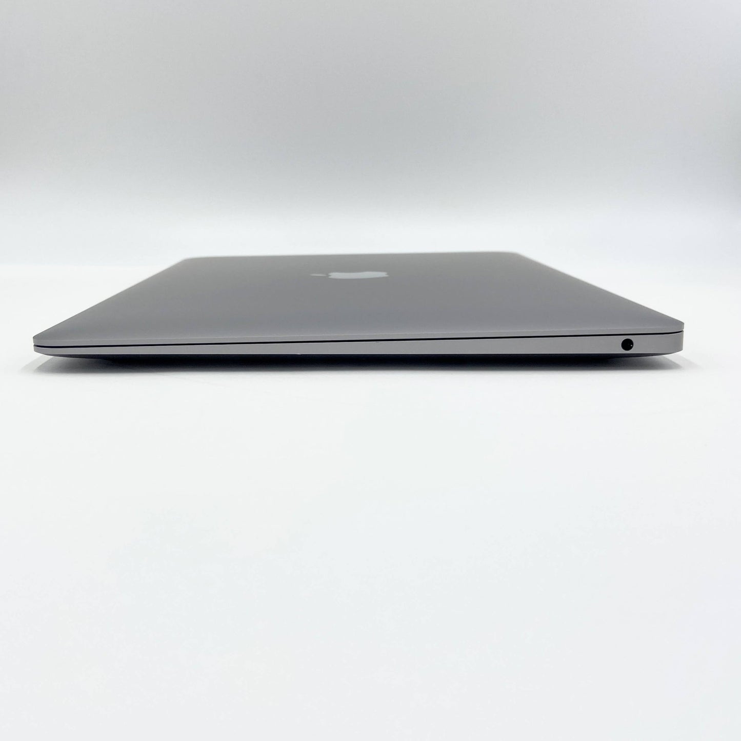 Apple MacBook Air M1 16GB 512GB バッテリー最大容量93% US配列 付属品完備【C5642-80】