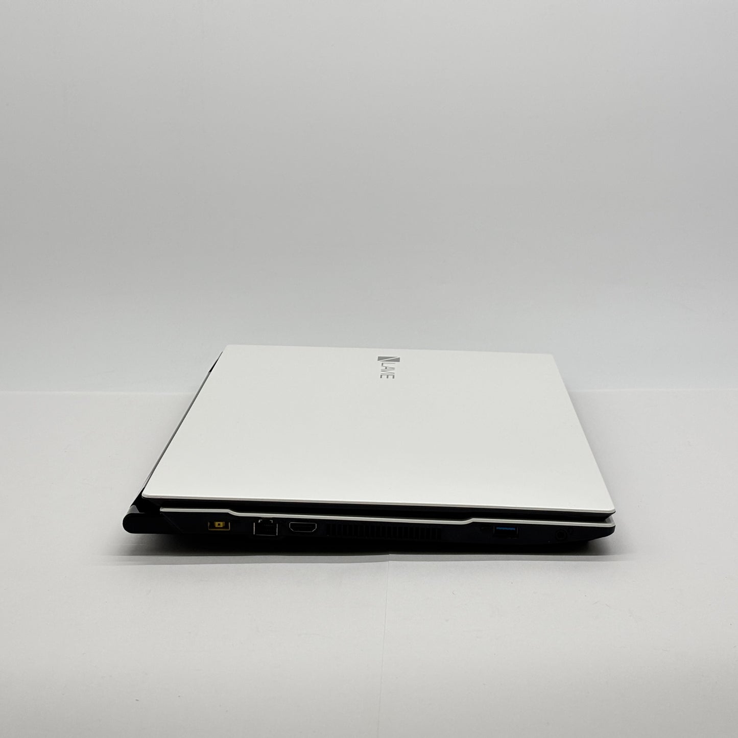 NEC LAVIE Note Standard PC-NS700GAW i7-7500U 8GB SSD500GB Windows10 Home バッテリー最大容量97%【C6758-80】