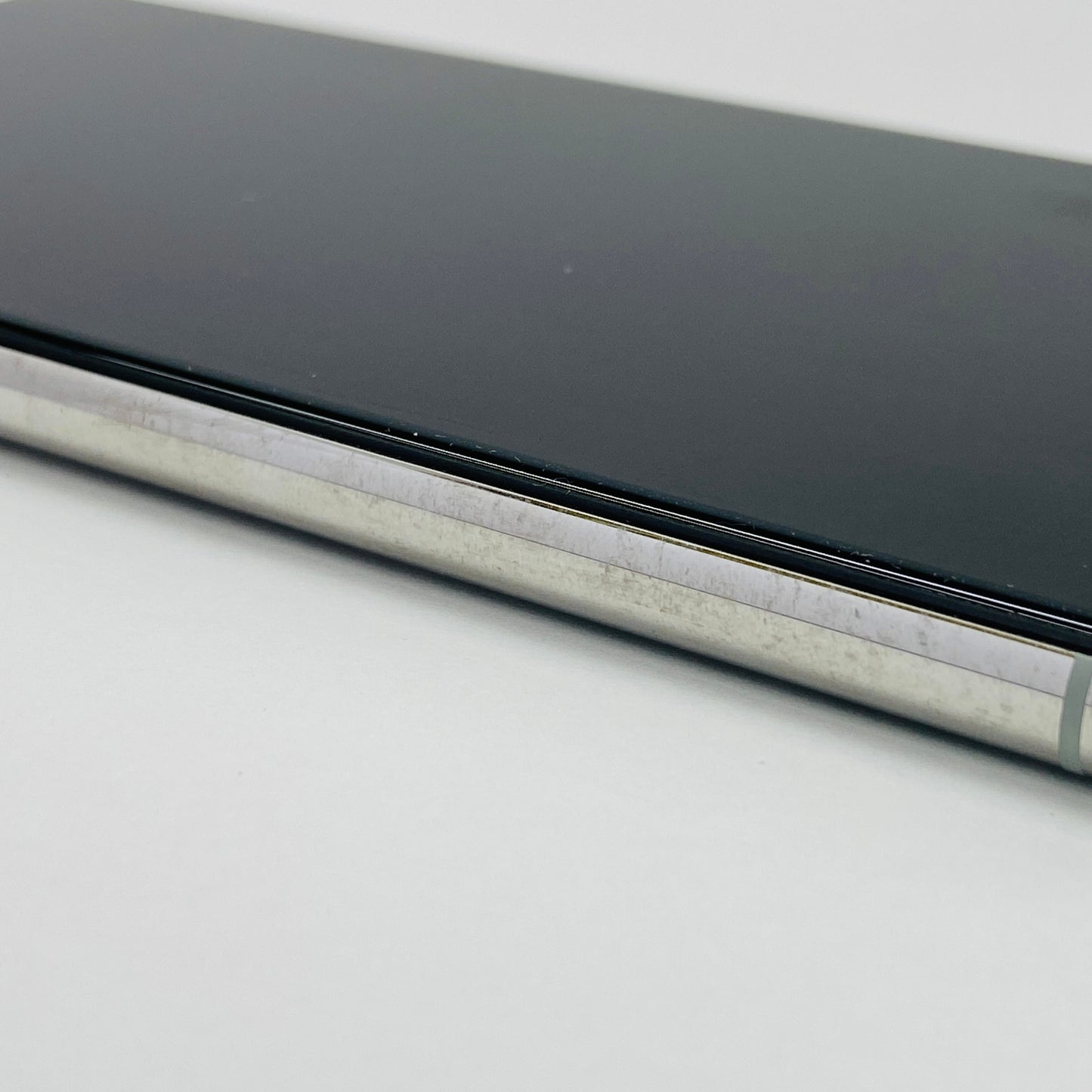 SIMフリー Apple iPhone 11 Pro A2215 MWCE2J/A 512GB ホワイト 【C4116-C】