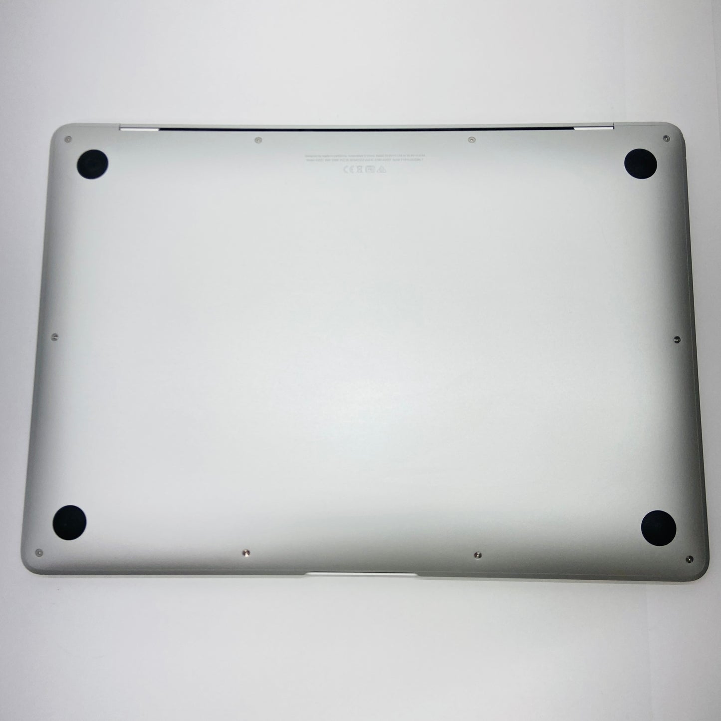 Apple MacBook Air Retina 13インチ (Late 2020) Apple M1 8コア/16GB/SSD 256GB シルバー MGN93J/A 【C4121-80】