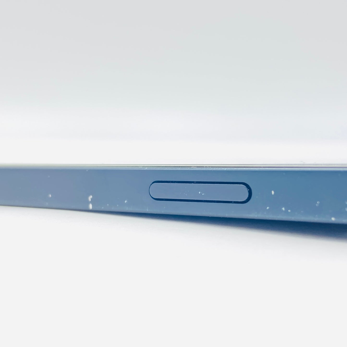 Apple iPhone13 256GB MLNH3J/A SIMフリー ミッドナイト【C4325-C】