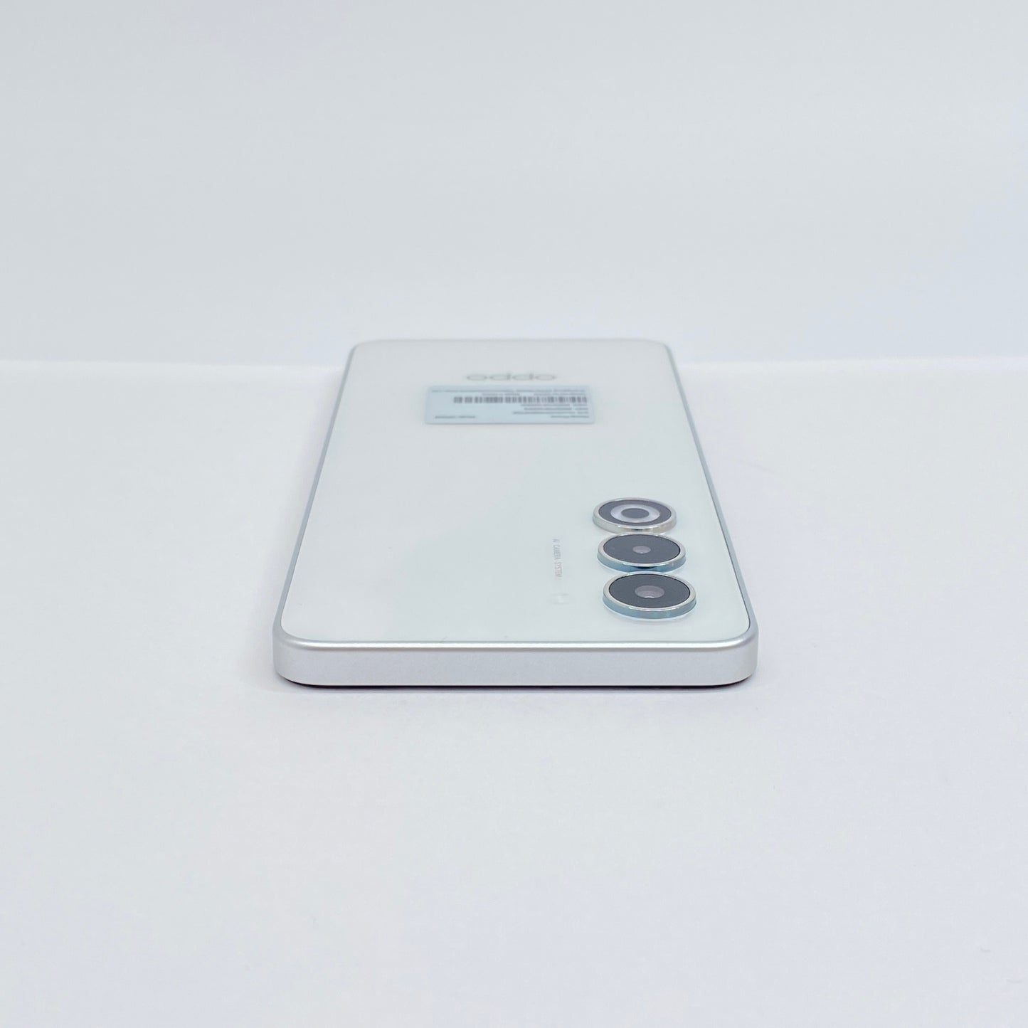 美品 OPPO A5 5G ホワイト 本体 OPG06 AU版 UQ版 SIMフリー 付属品完備【C6777-C】