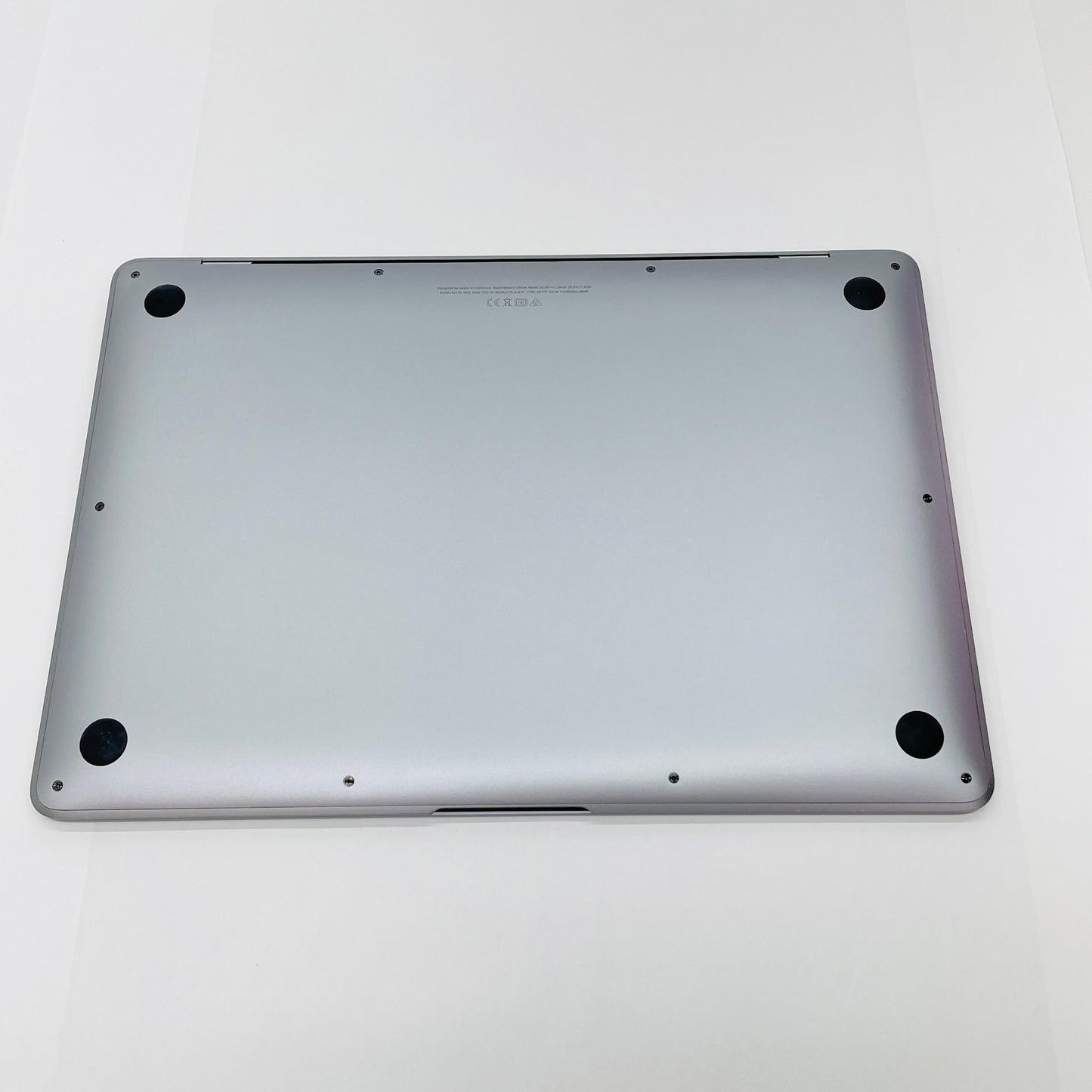 Apple MacBookAir 2020 13インチ Core i3  8GB 256GB 【C4565-80】