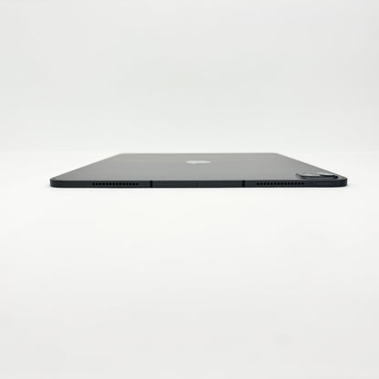 美品 Apple iPad Pro 13インチ M5 Wi-Fi + Cellular 256GB ME7W4J/A スペースグライ スタンダードグラス バッテリー最大容量100%【C8532-80】
