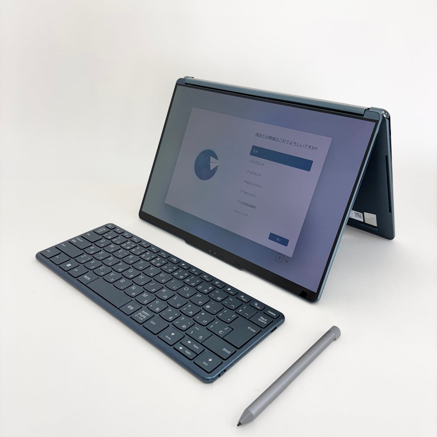 美品 Lenovo YogaBook 9i 13IRU8 Gen 8 i7 1355U 16GB SSD 1TB Windows11Home カラー:タイダルティール バッテリー最大容量93% 2画面【C7712-80】