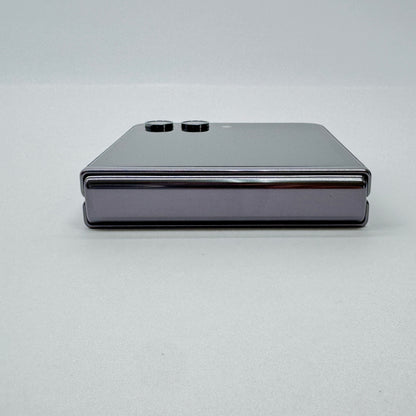 美品 SAMSUNG Galaxy Z Flip 5 SC-54D グラファイト 【C7882-C】