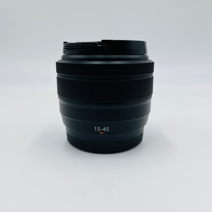 FUJIFILM X-T200 レンズキット 15-45mm F3.5-5.6 シャンパンゴールド【C4332-80】
