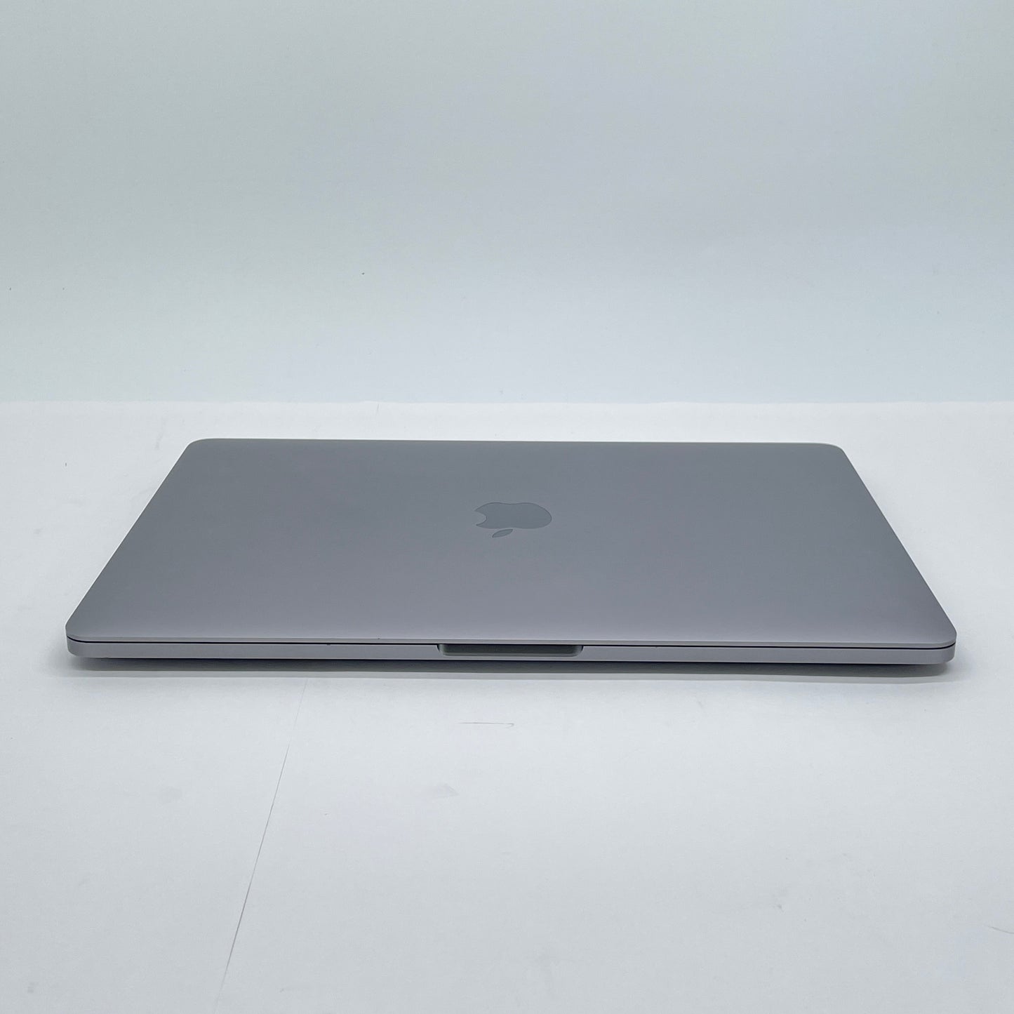 Apple MacBook Pro 13.3インチ 2019 1.4GHz クアッドコア i5 8GB 256GB スペースグレイ【C7872-80】