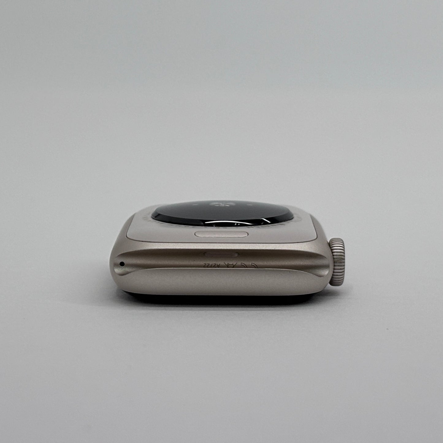 Apple Watch SE 第2世代 GPSモデル 40mm MXEF3J/A スターライトアルミ バッテリー最大容量98% 【C8213-C】