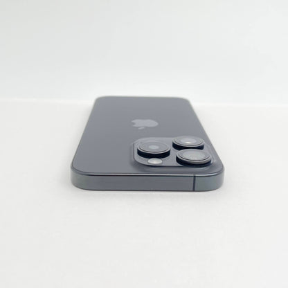 美品 iPhone 15 Pro MTUC3J/A 256GB SIMフリー バッテリー最大容量92%  【C7169-C】