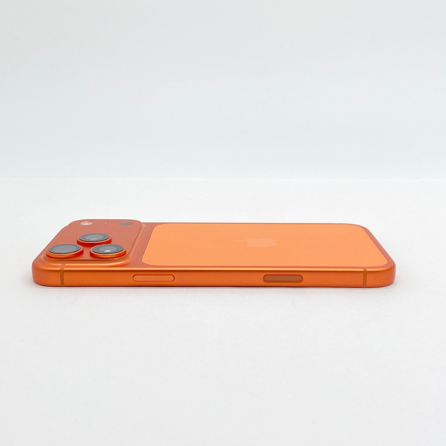 美品 iPhone 17 Pro Max 256GB MFY94J/A SIMフリー バッテリー最大容量100% 充放電回数160回 コスミックオレンジ 付属品完備【C7181-C】