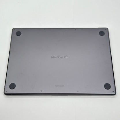 MacBook Pro Liquid Retina XDR 16インチ (Late 2023) Apple M3 Pro 12コア/18GB/SSD 512GB スペースブラック MRW13J/A バッテリー最大容量92%【C7434-100】