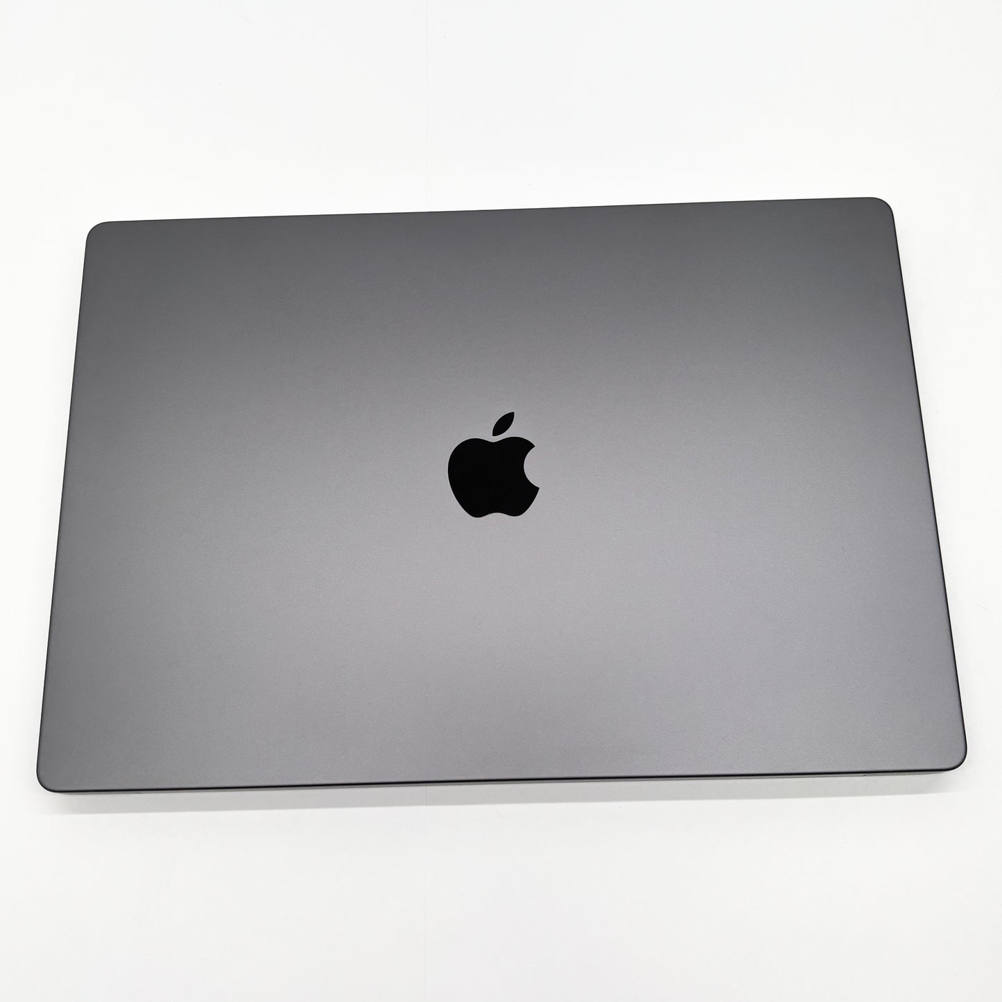 新品同様 美品 Apple MacBook Pro 16インチ MRW23J/A M3 Pro 36GB SSD 512GB スペースブラック 充放電回数8回 バッテリー最大容量99%【C7147-100】