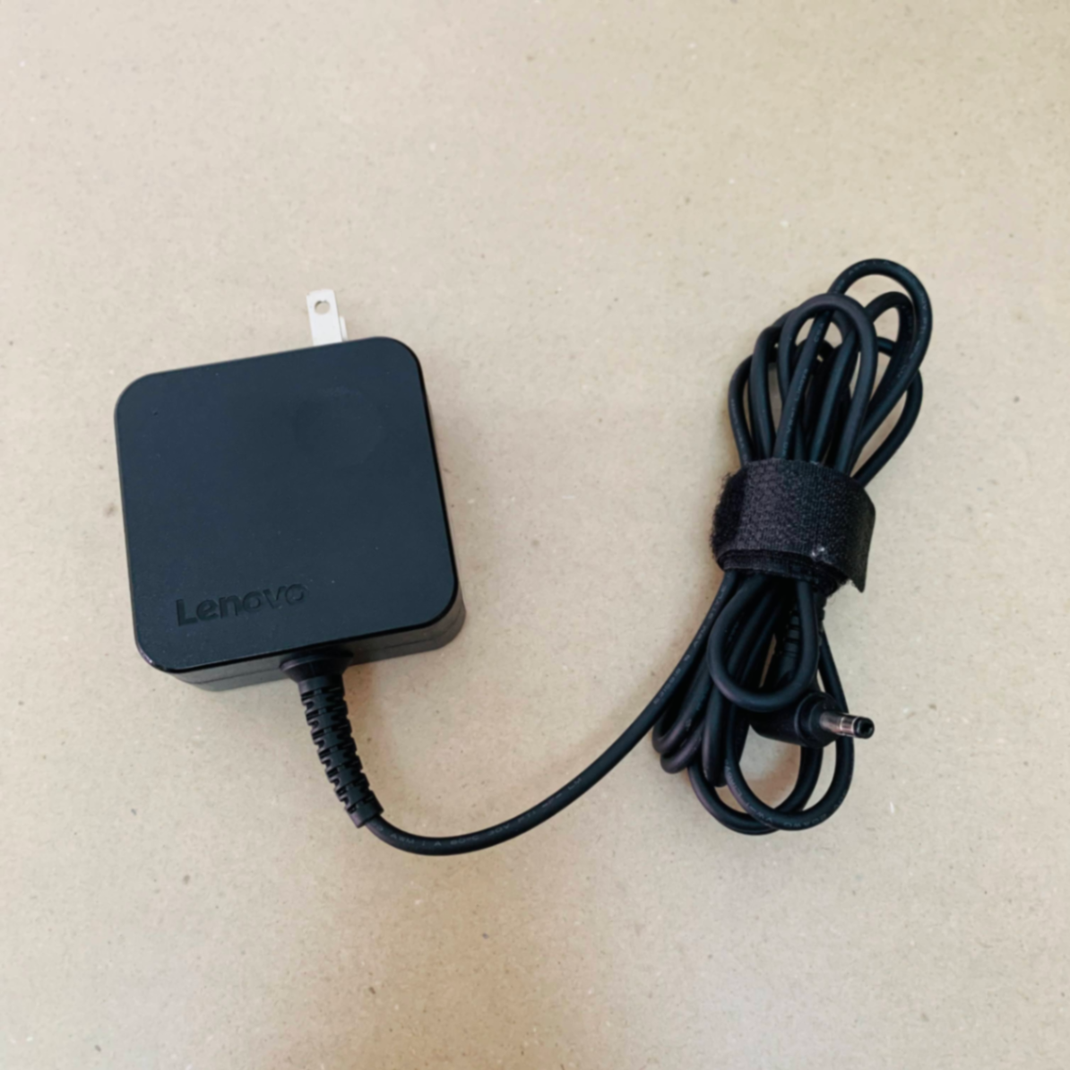 美品 Lenovo  idea pad 330-15IKB i7 8550U 8GB HDD 1TB 【C1774-100】