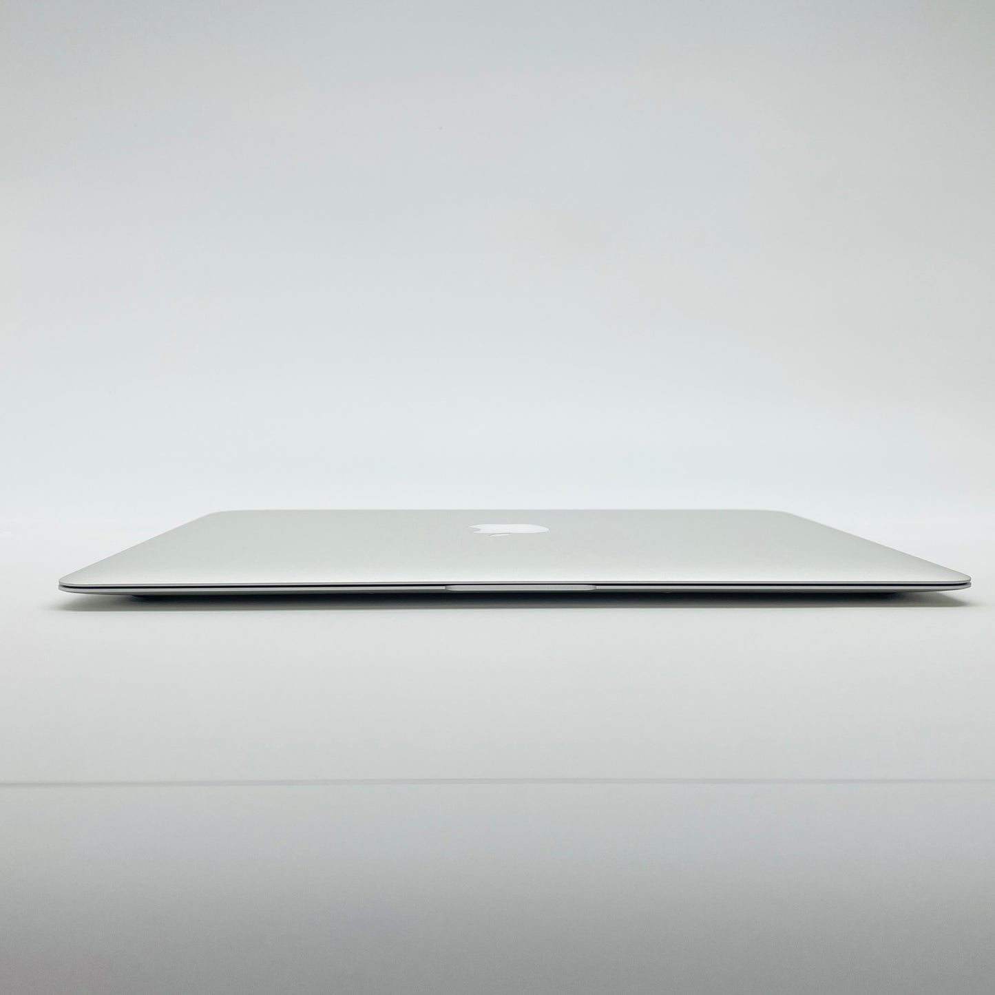 Apple MacBook Air 13インチ 2017 1.8GHz デュアルコア i5 8GB 128GB 【C4104-80】