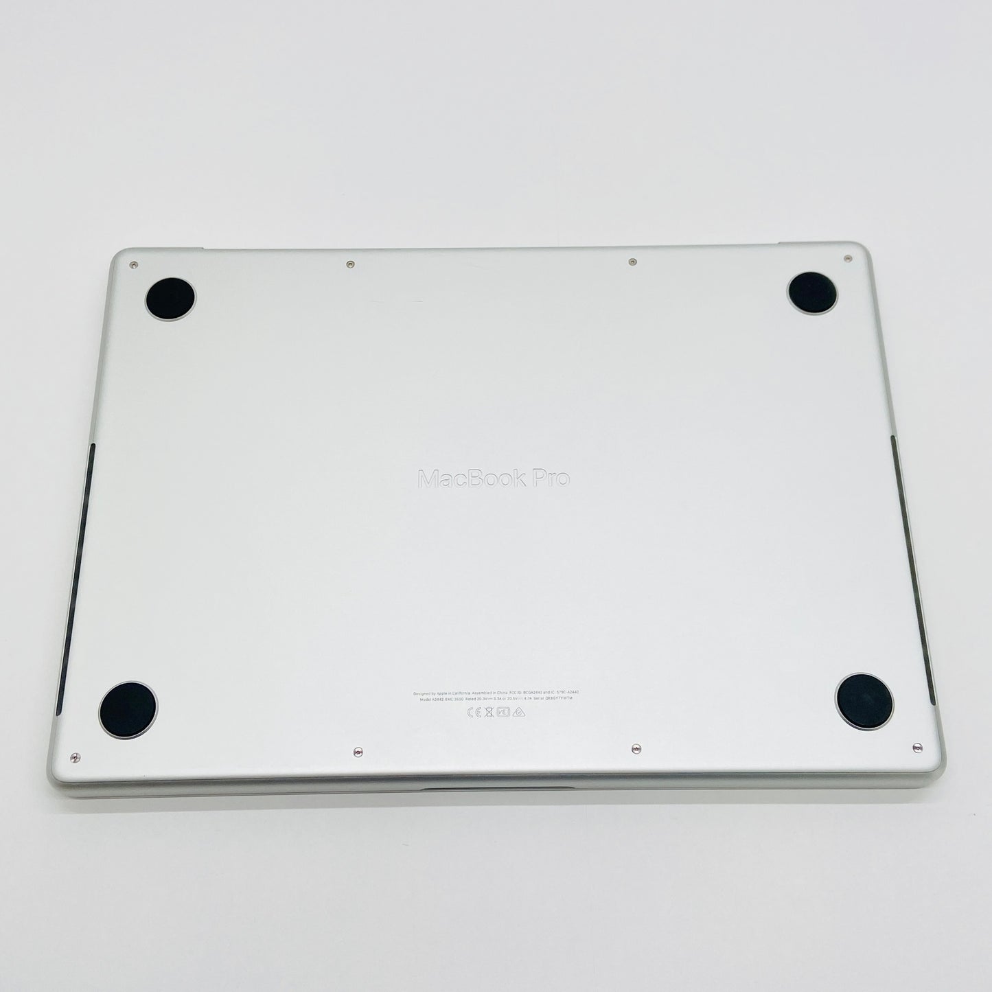 MacBook Pro 14インチ 2021 M1 Pro 8コアCPU 14コアGPU 16GB 512GB  MKGR3J/A シルバー【C7435-80】