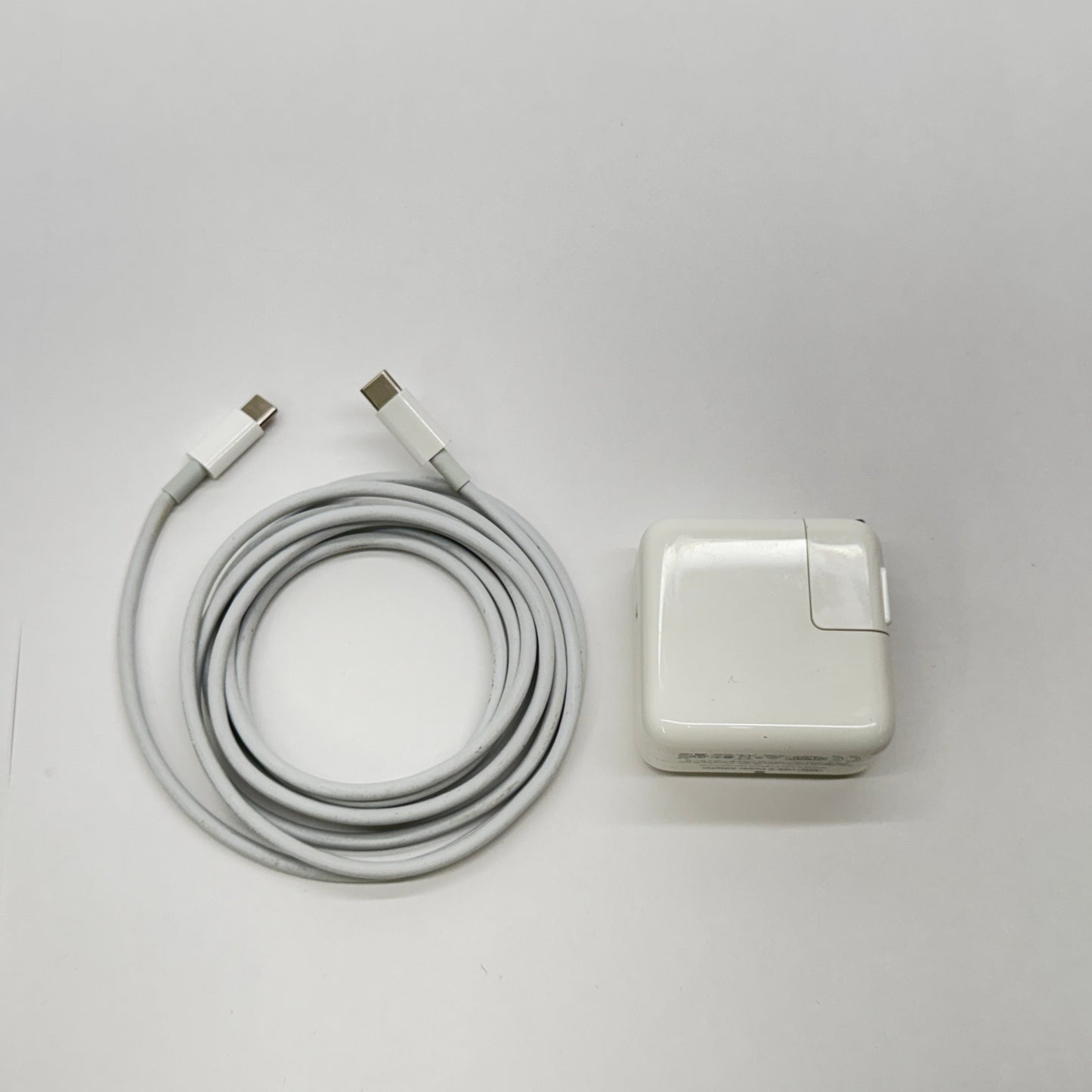 Apple MacBook Air 2019 13インチ Core i5 8GB 128GB【C7640-80】