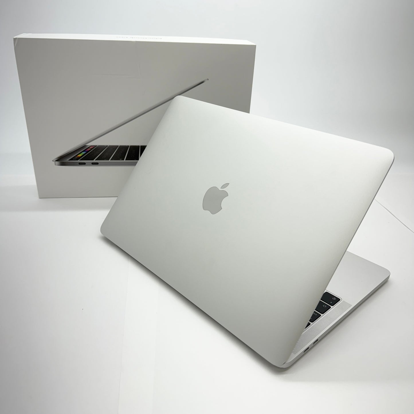 MacBook Pro 13インチ Mid 2019 i5 1.4GHz 8GB SSD 256GB シルバー MUHR2J/A 【C5199-80】