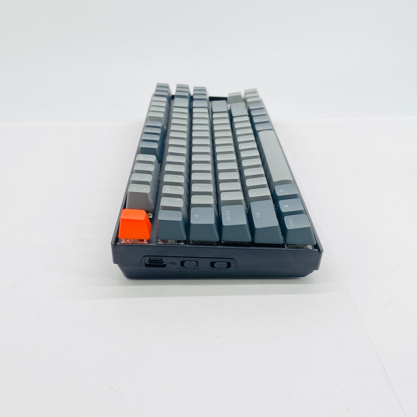 美品 Keychron K8 Wireless Mechanical Keyboard メカニカルキーボード 茶軸 US配列 【C7382-80】