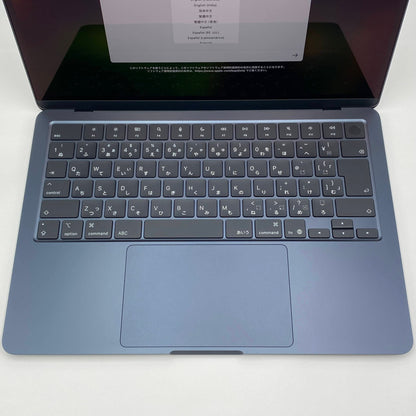 バッテリー最大容量100% 新品同様 美品 MacBook Air 13インチ M4 2025 10C CPU/10C GPU 16GB 256GB 充放電回数4回 C3885 80サイズ発送