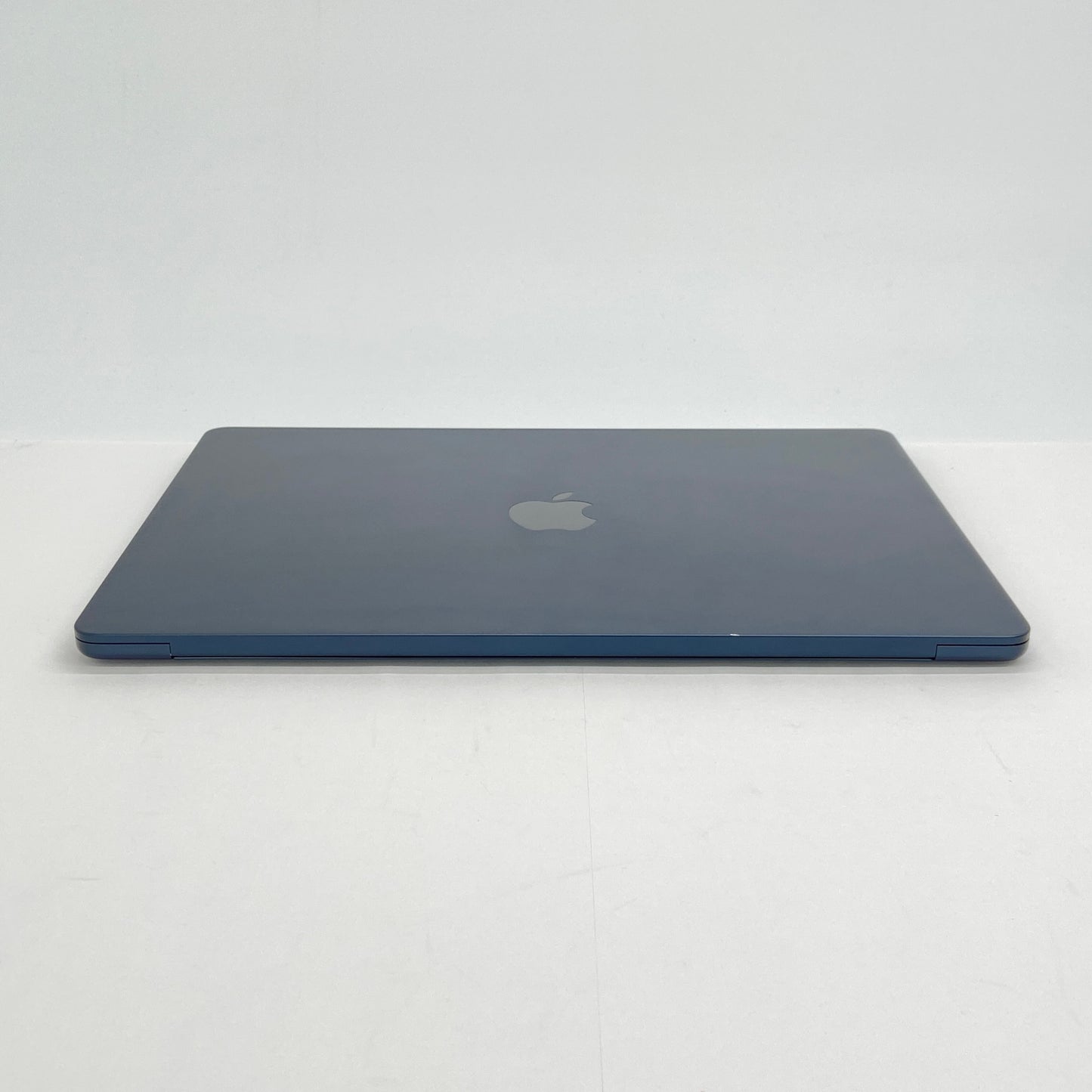 MacBook Air 15インチ (Early 2025) Apple M4 10コア/16GB/SSD 512GB ミッドナイト MW1M3J/A バッテリー最大容量100%【C6396-100】