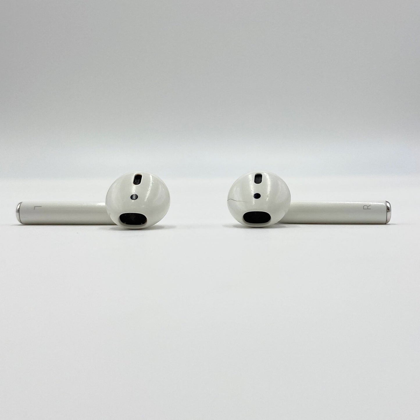 Apple Airpods A1602 Bluetooth ワイヤレス イヤホン【C5296-C】