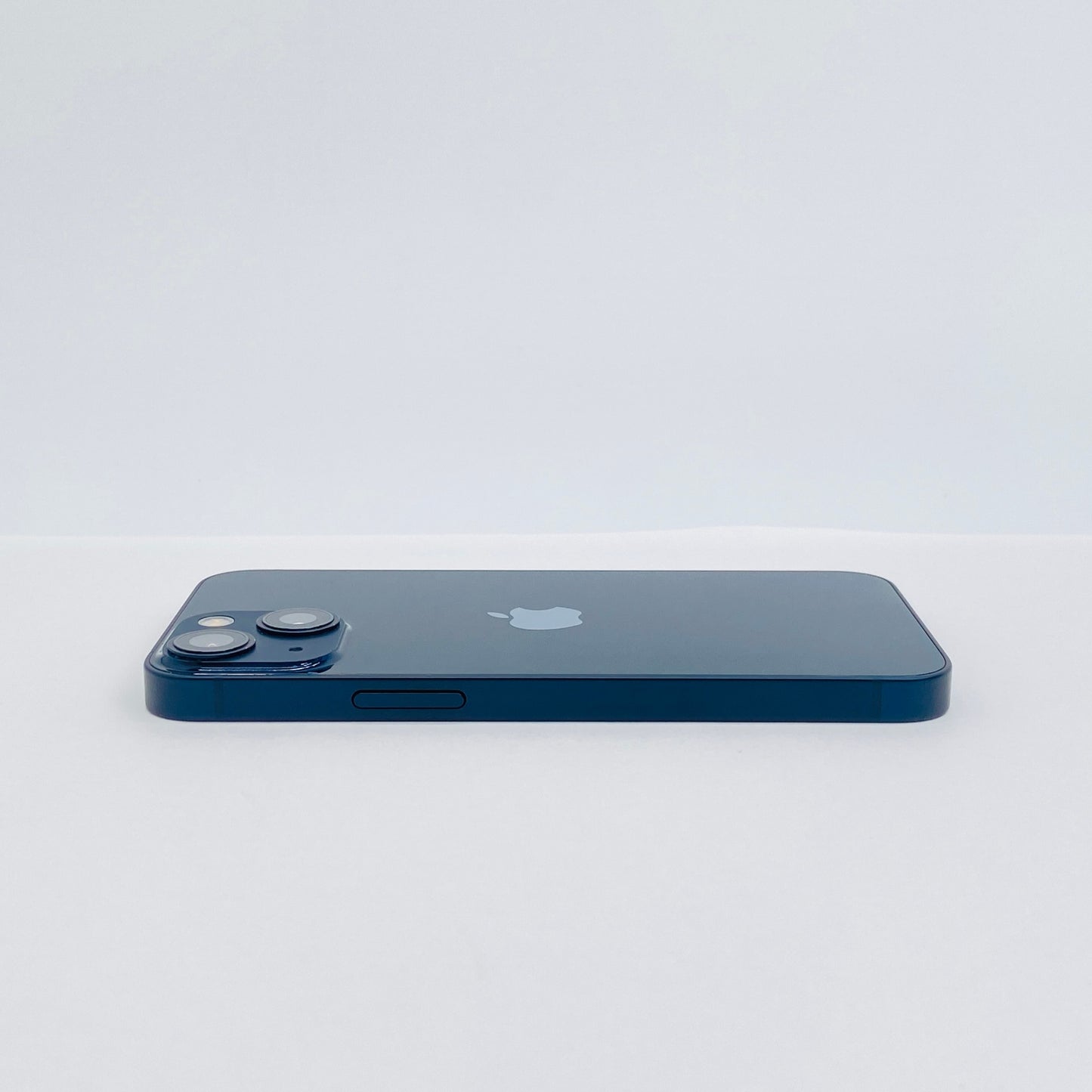 美品 Apple iPhone13 mini 128GB Midnight A2626 MLJC3J/A バッテリー最大容量90%【C7606-C】