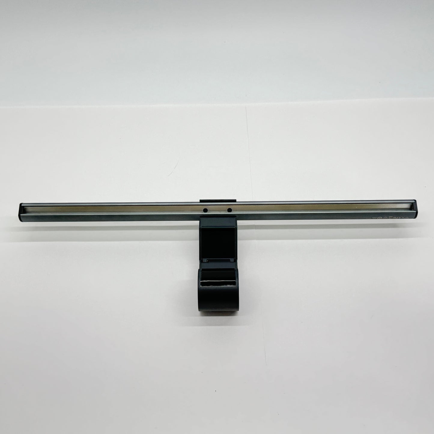 BenQ ScreenBar e-Reading lamp AR17 モニター掛け式ランプ【C6873-80】