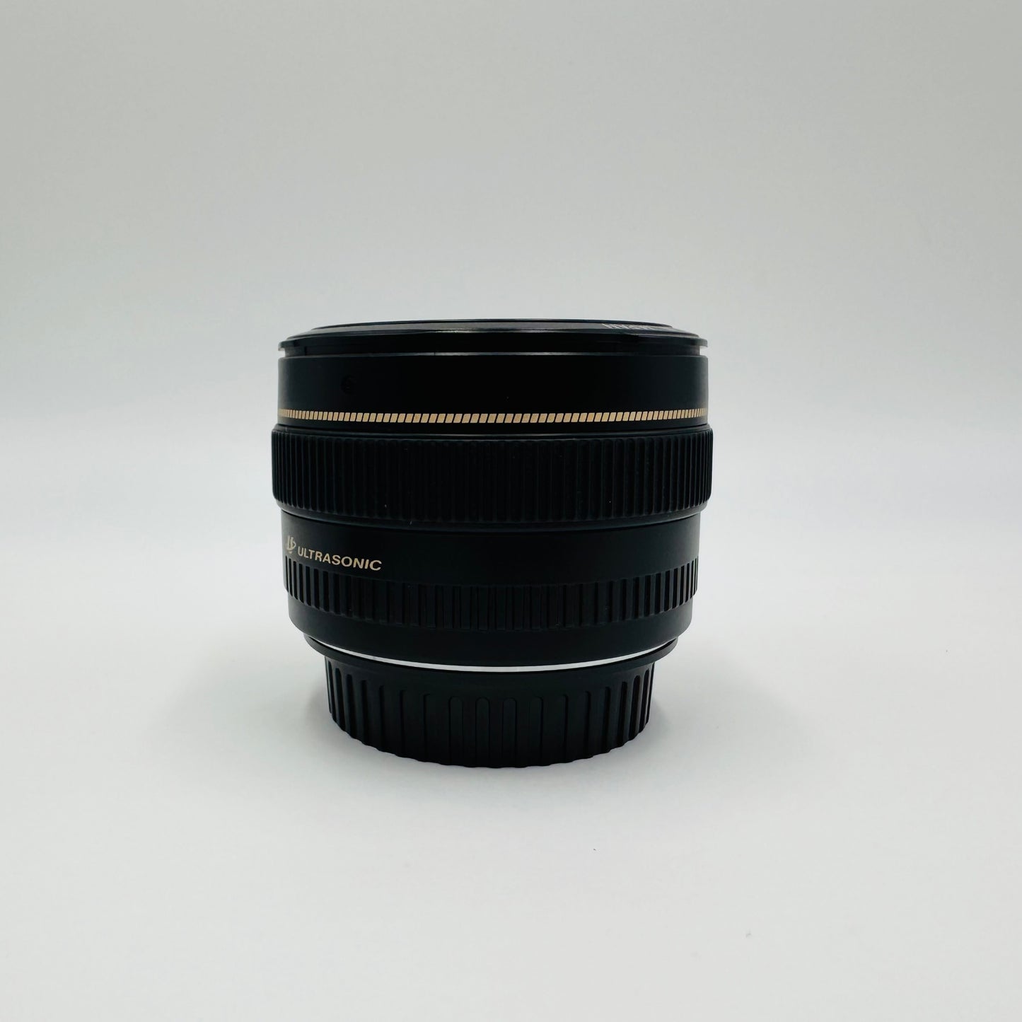美品 Canon LENS EF 50mm F1.4 USM C3542 60サイズ発送