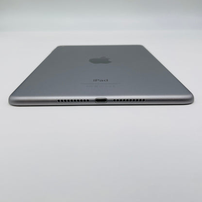 Apple iPad mini 4 128GB Space Gray Wi-Fiモデル FK9N2J/A 【C4457-C】
