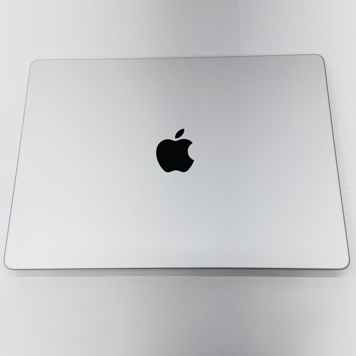 バッテリー最大容量100% 美品 MacBook Pro 14インチ M4Proチップ 24GB 2TB おまけ付き【C4235-80】