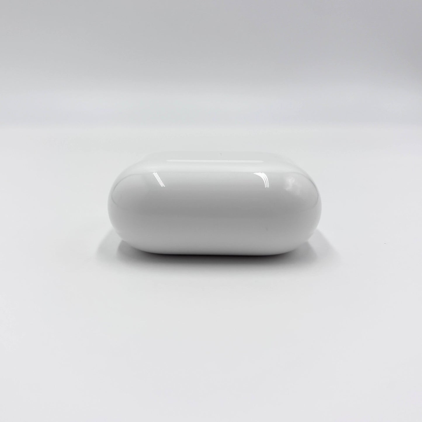 美品 AirPods 4 MXP93J/A （アクティブノイズキャンセリング搭載モデル）限定保証2027/06/21 付属品完備【C6170-60】