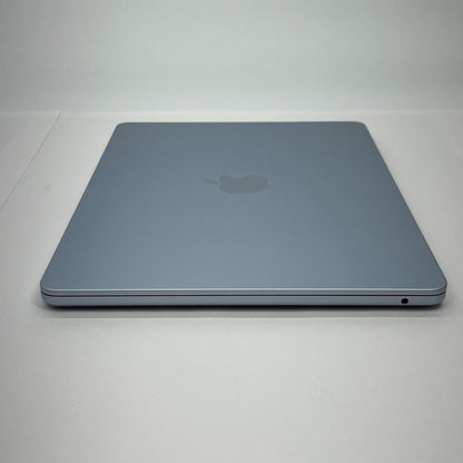 新品同様 美品 Apple MacBook Air 13インチ 2025 M4 10コア 16GB SSD512GB スカイブルー MC6U4J/A バッテリー最大容量100% 【5949-80】