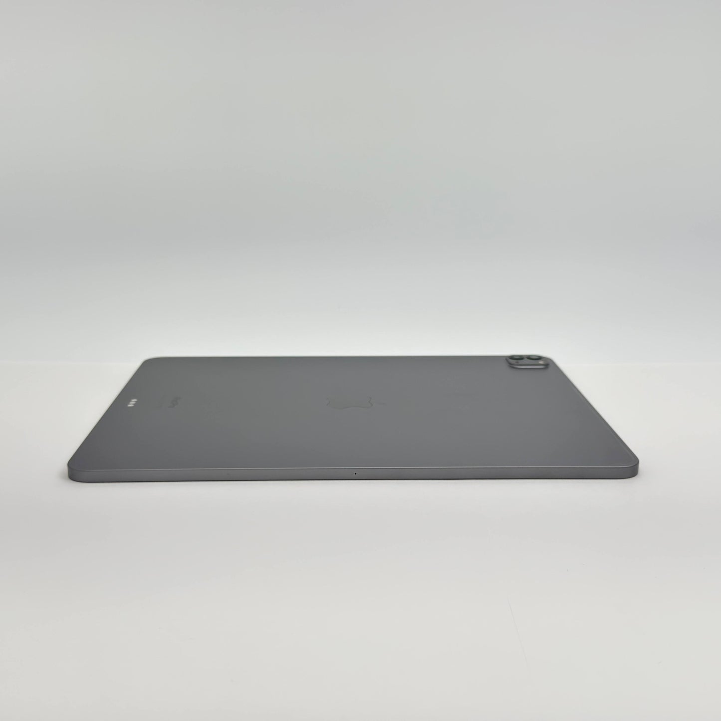 美品 iPad Pro 12.9インチ (M2) 第6世代 Wi-Fiモデル 512GB スペースグレイ MNXU3J/A 【C7415-80】