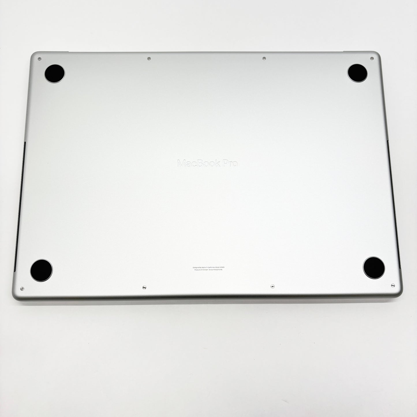 新品同様 美品 Apple MacBook Pro 16インチ M5 Pro (18コアCPU / 20コアGPU) 24GB 1TB（KB-CH ※中国語・ピンイン配列） 付属品完備 バッテリー最大容量100%【8951-】