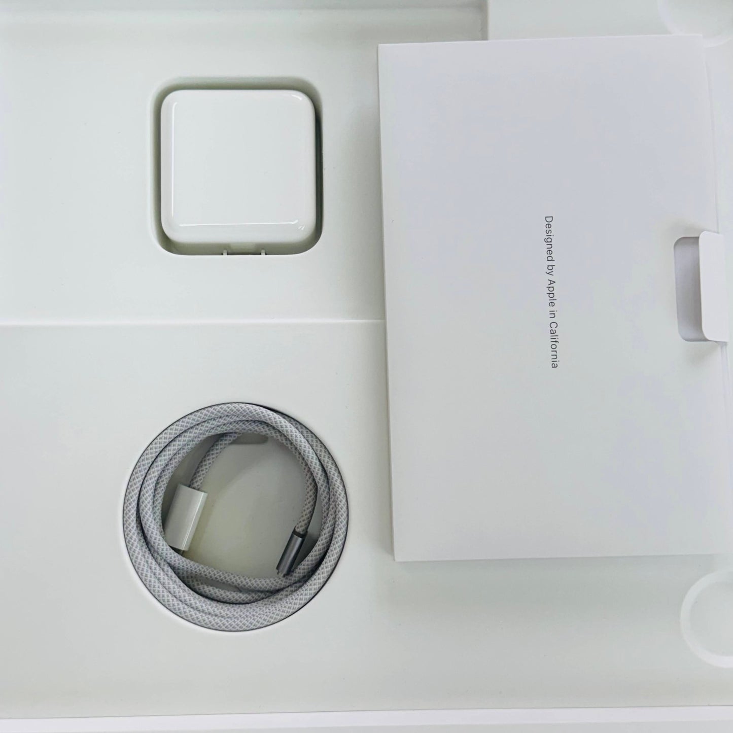 美品 Apple MacBookAir 15インチ M3 16GB 256GB USキーボード バッテリー最大容量92%【C4561-80】