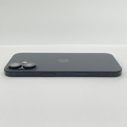 Apple iPhone 16 128GB ブラック SIMフリー MYDQ3J/A バッテリー最大容量100% 限定保証あり【C6586-C】