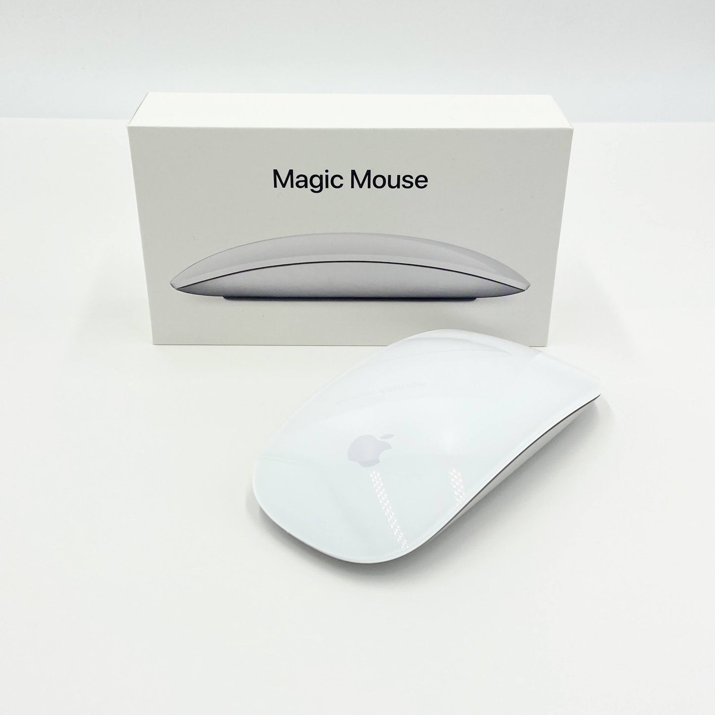 Apple Magic Mouse2 MLA02J/A 付属品完備 ワイヤレスマウス【C6378-60】