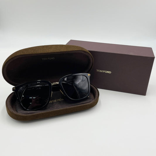 美品 未使用 TOM FORDトムフォード サングラス　TF949-D/01A 【C5049-60】