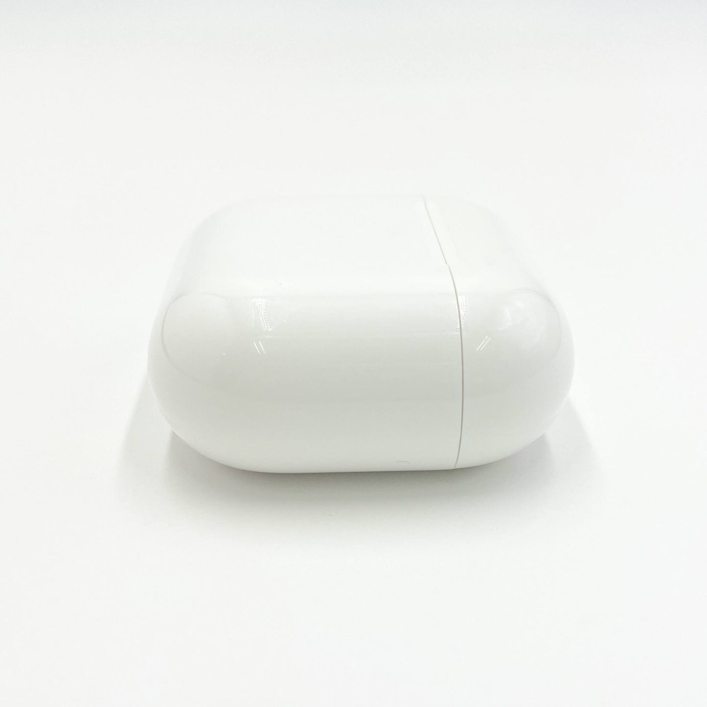 Apple アップル AirPods 4（ANC） アクティブノイズキャンセリング搭載モデル【C6748-C】